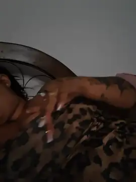 Valentina Tilly online show from August 2026 02:28:02 AM