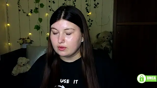 Snapshot of Katina_deeplou4 chatting on June 2026 02:15:02 PM Katina deeplou4 online show from June 2026 02:15:02 PM