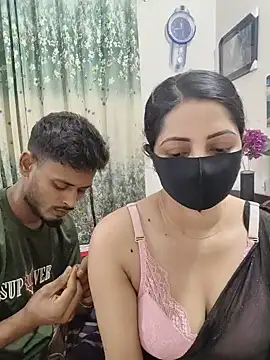 Couple-8 online show from June 2026 06:13:01 PM