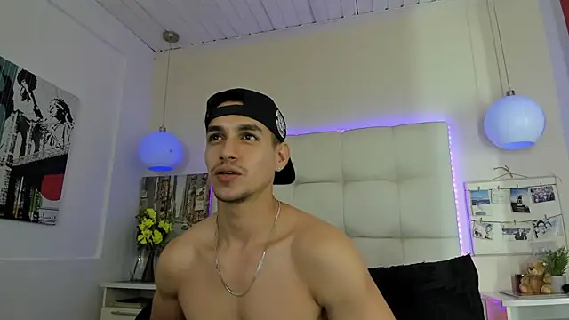 Jamexxx1  online show from July 2026 10:31:01 PM