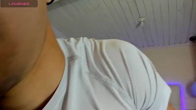 Jamexxx1  online show from July 2026 09:01:01 PM