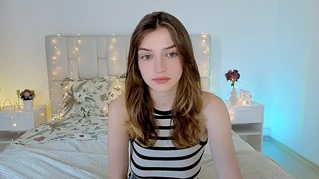 Snapshot of Pinky_piee_ chatting on June 2026 07:57:01 AM Pinky piee online show from June 2026 07:57:01 AM