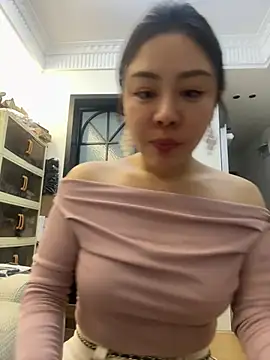 Youmi-kiss online show from June 2026 07:57:02 PM
