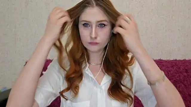 EvaTeaseQueen online show from June 2026 07:08:02 PM
