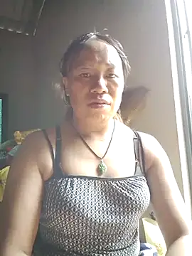 Moon squirtt online show from August 2026 02:42:01 AM