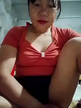 Moon squirtt online show from June 2026 07:31:02 PM