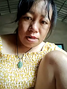 Moon squirtt online show from August 2026 12:37:01 AM