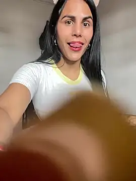 chiquiscaro online show from July 2026 02:36:01 PM