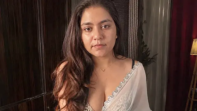 Snapshot of charming_kudii chatting on June 2026 04:27:02 PM charming kudii online show from June 2026 04:27:02 PM