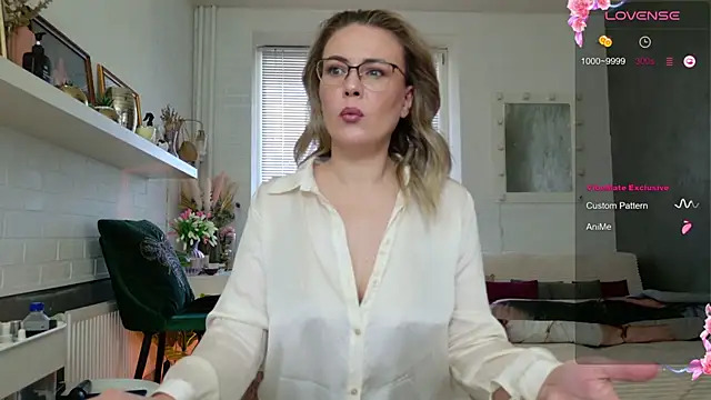 BeautyeyesLovely online show from October 2025 10:05:02 AM