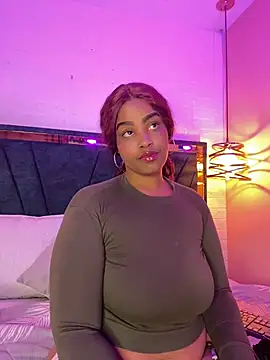 Ayla Noir online show from July 2026 02:13:01 PM