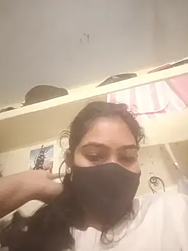 Cute-girlyy online show from July 2026 04:24:01 AM