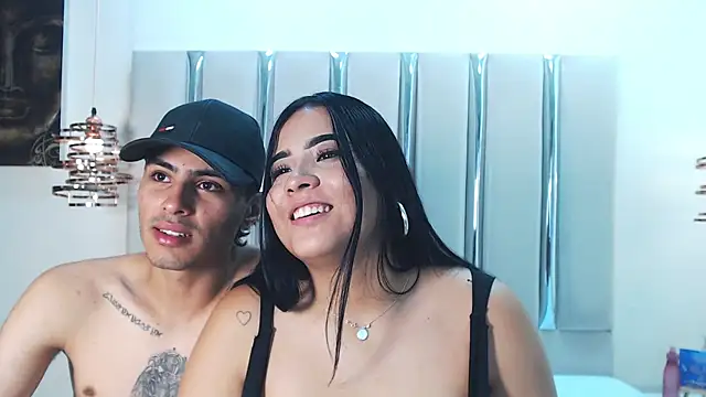 BiancaAndDominic online show from June 2026 07:47:01 AM