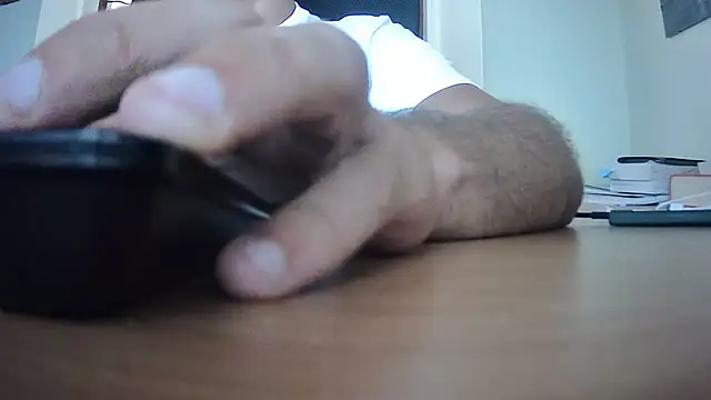 Snapshot of Razzolomale chatting on July 2026 06:20:01 PM Razzolomale online show from July 2026 06:20:01 PM
