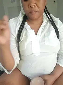 Snapshot of massiveBootymamasita chatting on July 2026 08:04:01 AM massiveBootymamasita online show from July 2026 08:04:01 AM