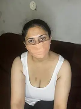 Snapshot of hot_jassica chatting on June 2026 05:23:01 PM hot jassica online show from June 2026 05:23:01 PM
