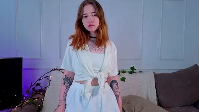 JoyaEsquibel online show from July 2026 02:45:02 AM