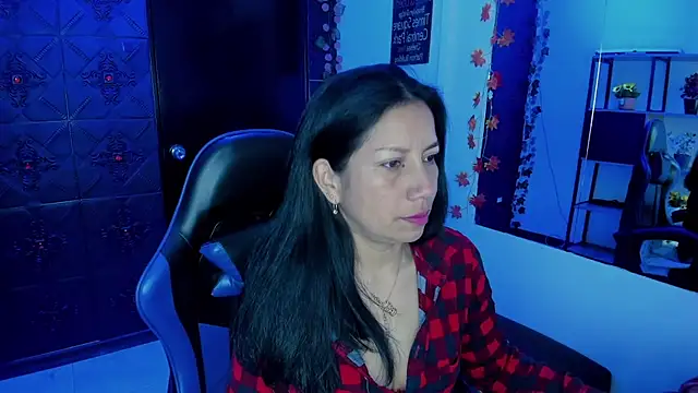 Megaan Collins online show from June 2026 12:22:01 PM