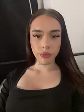 hailichylxo online show from July 2026 10:50:01 PM