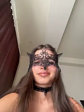 Mia Cannon online show from June 2026 12:22:01 PM