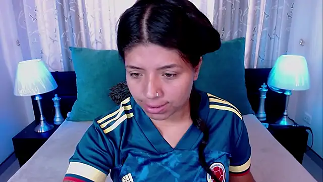Snapshot of Kathe_Lin chatting on June 2026 12:44:02 PM Kathe Lin online show from June 2026 12:44:02 PM
