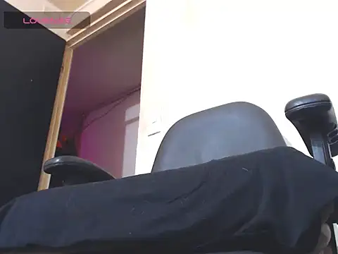 WOLFMONSTERDICK online show from June 2026 02:28:02 AM