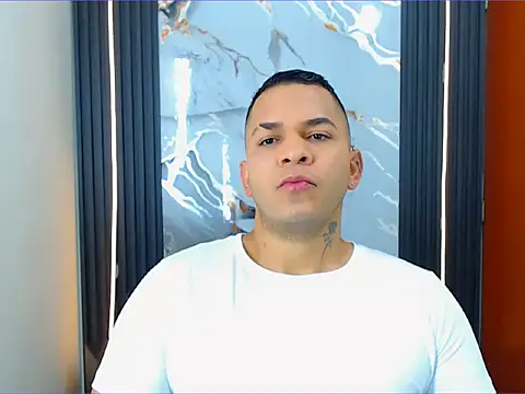 cristhian gamboa online show from July 2026 10:54:02 PM