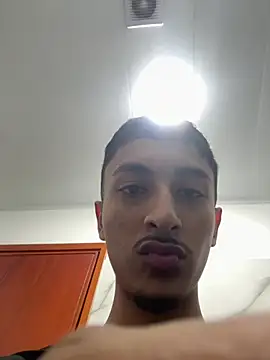Stockholm Love online show from June 2026 02:50:02 AM