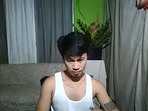 Snapshot of JustcallmeCon chatting on June 2026 10:43:01 AM JustcallmeCon online show from June 2026 10:43:01 AM
