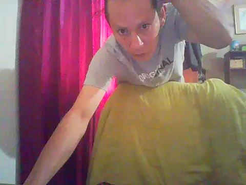 Snapshot of rondmon chatting on November 2025 01:49:02 PM rondmon online show from November 2025 01:49:02 PM