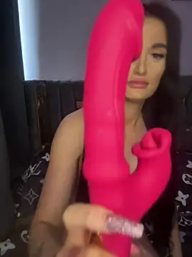 BarbieSlutt online show from July 2026 08:33:01 AM