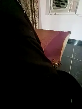 Snapshot of Dk_2210_Dk chatting on June 2026 05:25:01 AM Dk 2210 Dk online show from June 2026 05:25:01 AM