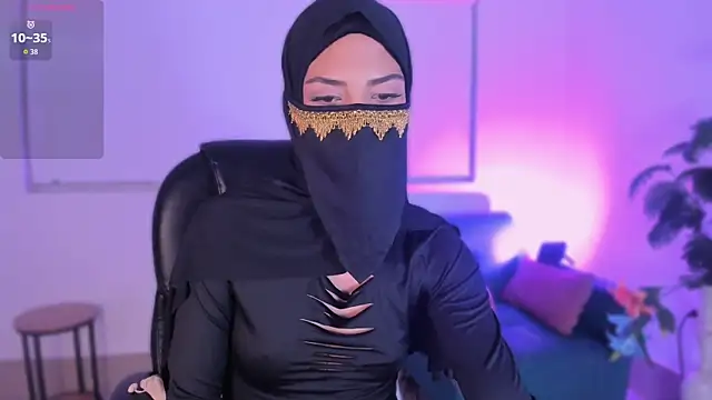 LaylaFantasy  online show from July 2026 04:30:01 AM