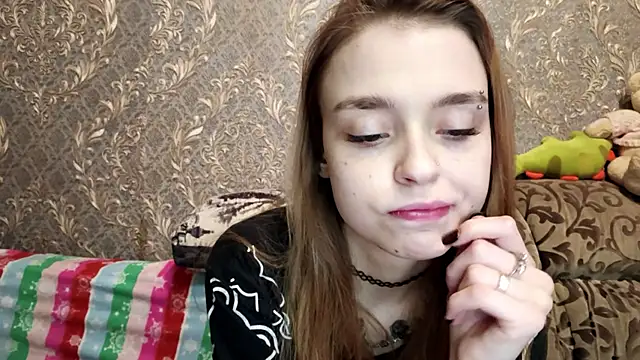 CUTE1KITTY online show from June 2026 07:13:02 PM