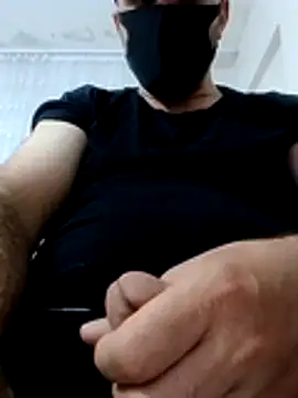Snapshot of demiirr34 chatting on July 2026 01:05:02 AM demiirr34 online show from July 2026 01:05:02 AM