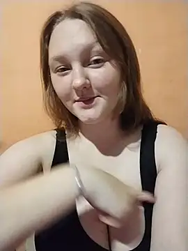 Snapshot of hi__loveee chatting on July 2026 09:44:02 PM hi loveee online show from July 2026 09:44:02 PM