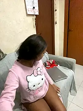 OnikaSmith online show from December 2025 10:46:02 PM