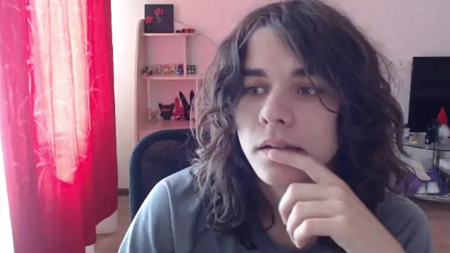 Snapshot of tiiiiiiiiim chatting on July 2026 01:26:02 PM tiiiiiiiiim online show from July 2026 01:26:02 PM