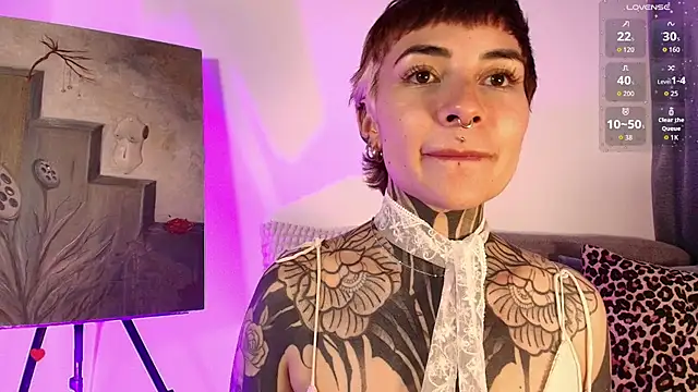 Luana Fiore0 online show from July 2026 08:43:02 PM