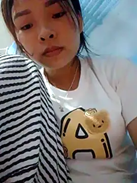 Snapshot of TH-milk chatting on July 2026 12:12:02 PM TH-milk online show from July 2026 12:12:02 PM