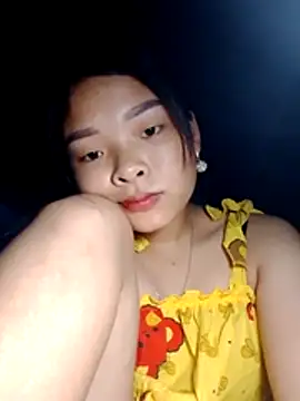 Snapshot of TH-milk chatting on July 2026 01:02:01 PM TH-milk online show from July 2026 01:02:01 PM
