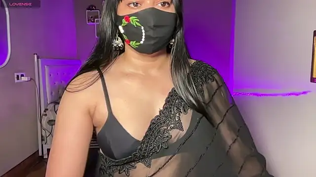 Snapshot of Alpha_girl chatting on July 2026 07:42:02 PM Alpha girl online show from July 2026 07:42:02 PM