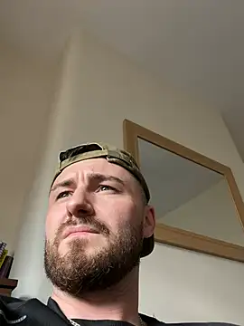 HelloFrankieboy online show from July 2026 02:28:02 PM
