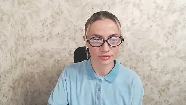 MerryRose33 online show from July 2026 05:13:01 PM