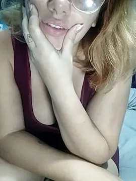 Snapshot of dvanne chatting on July 2026 02:18:01 AM dvanne online show from July 2026 02:18:01 AM