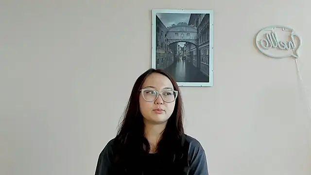 MazieErcole online show from July 2026 12:53:02 PM