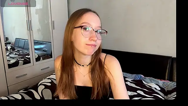 Maxine X online show from July 2026 07:48:02 AM