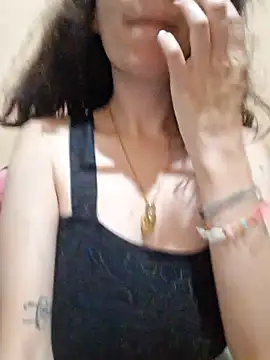Snapshot of VioletaSunshine chatting on July 2026 05:19:02 AM VioletaSunshine online show from July 2026 05:19:02 AM