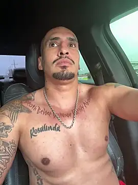 Johnvalderaz1989 online show from July 2026 02:36:02 PM