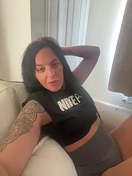 Lucy-White-69 online show from July 2026 01:45:01 PM